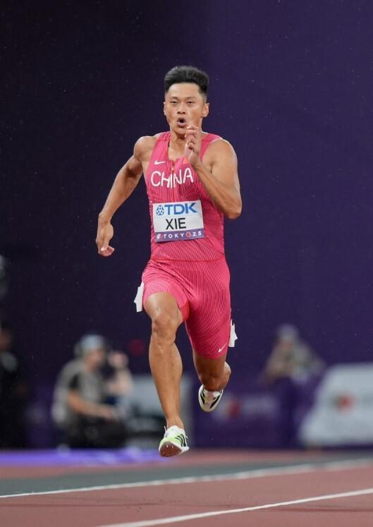 第三棒施君, 的比赛当中