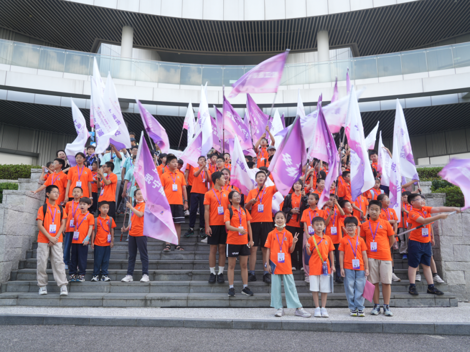 名男选手与, KGGbE 名男选手与, KGGbE