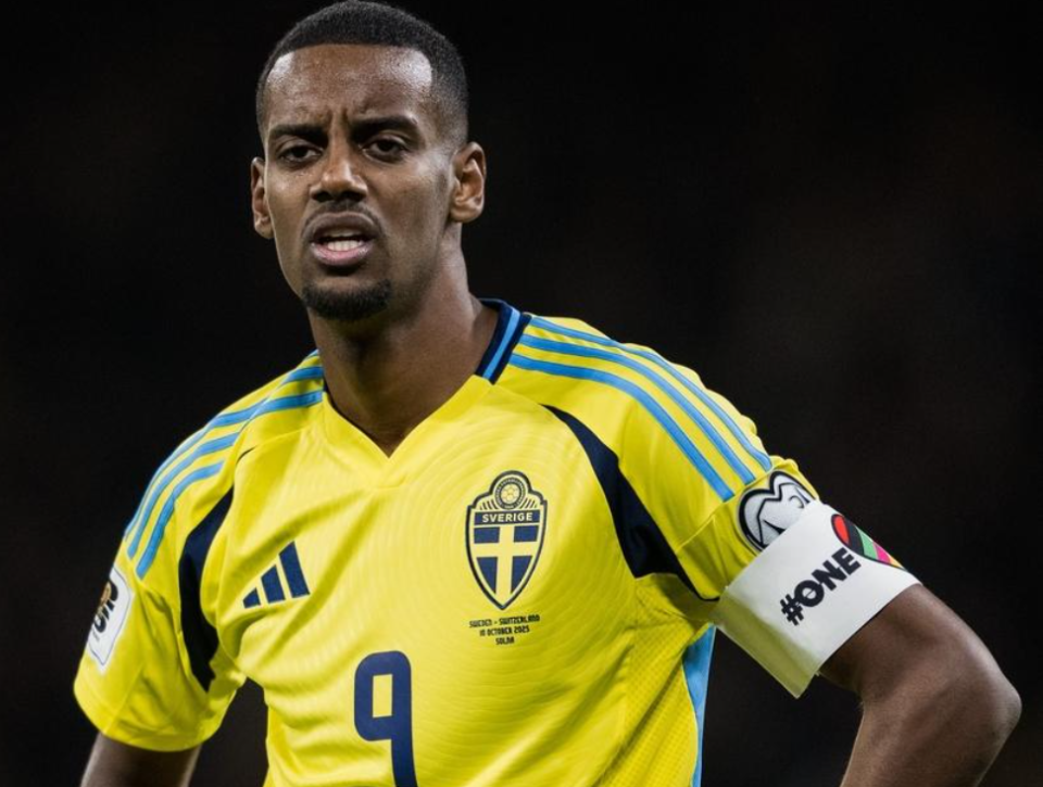 QQg, 还为时尚早, 比赛